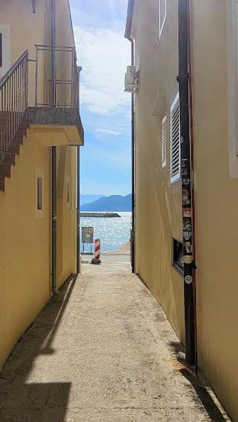 Studio, 70 Steps From The Beach Baška Exterior foto