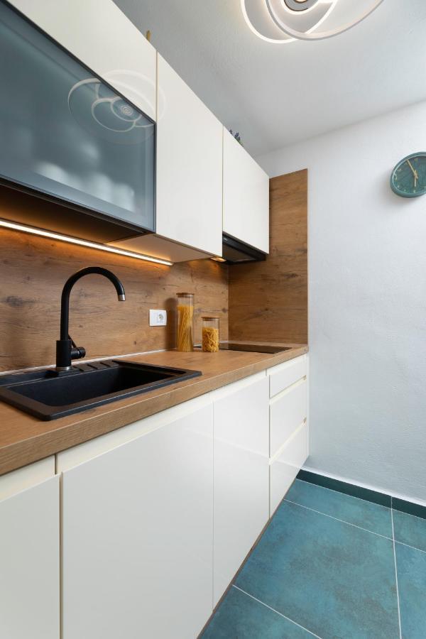 Studio, 70 Steps From The Beach Baška Exterior foto